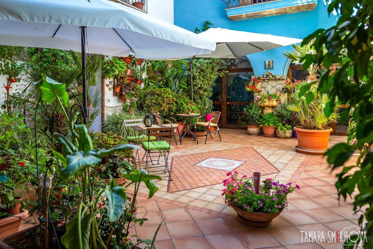 La Finestra Sul Cortile B&B シャッカ エクステリア 写真